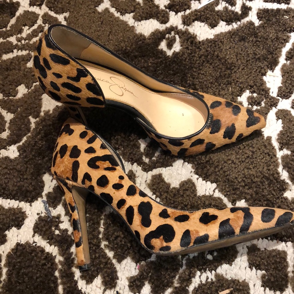 Jessica Simpson leopard pumps